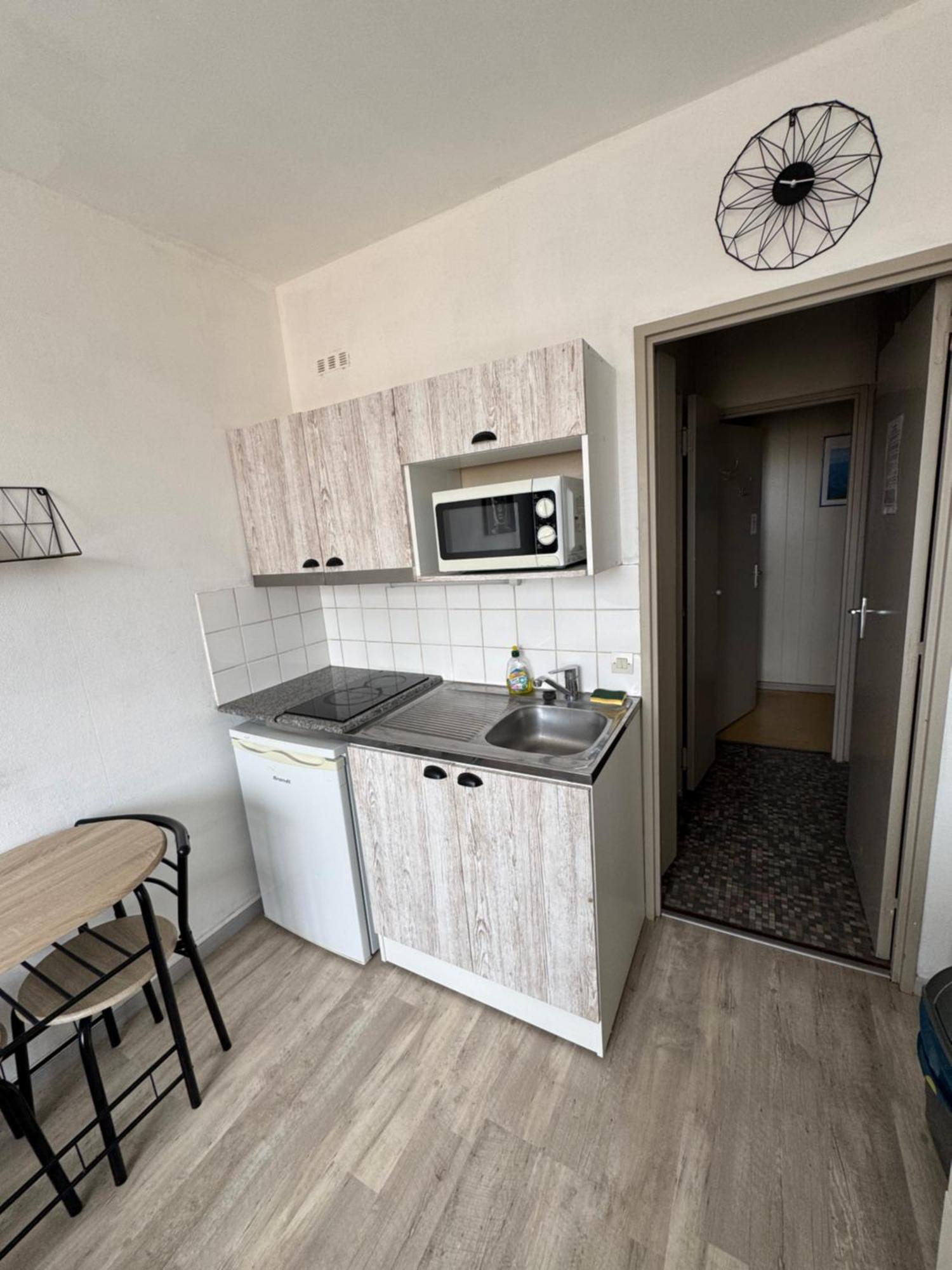 Studio Au Coeur De Valence 45 Екстериор снимка